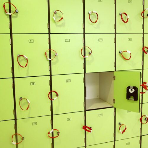 Vestiaire phénolique – Casier vestiaire piscine et milieux humides – Image 3